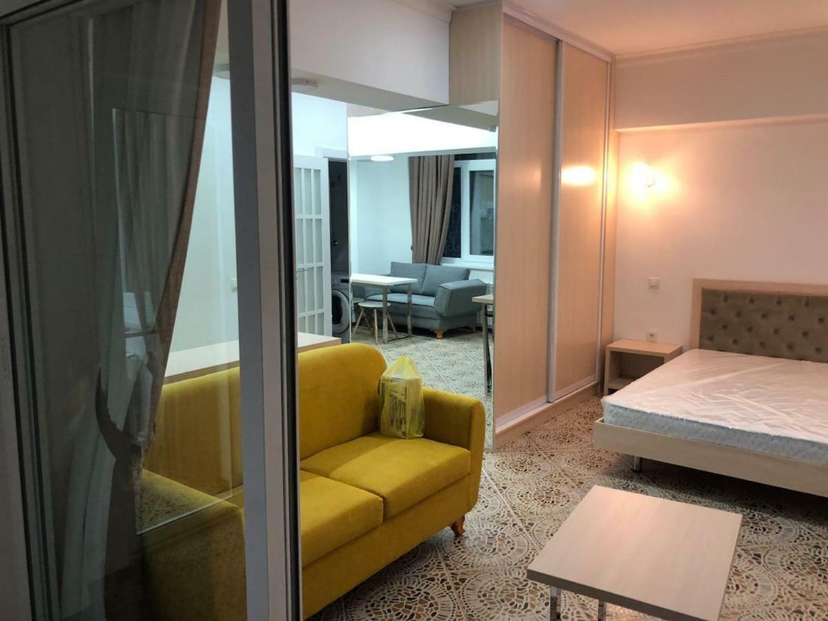 Студия В Центре Ташкента Exterior foto